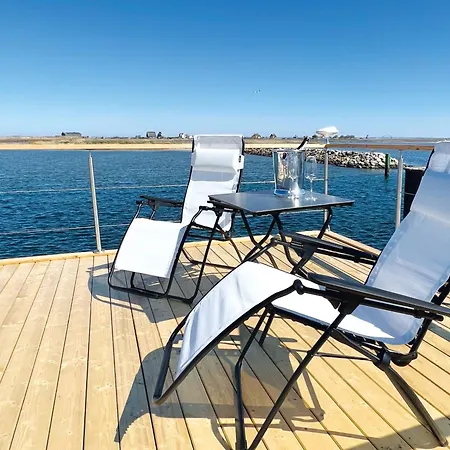 Stern V Hausboot Heiligenhafen * Heiligenhafen