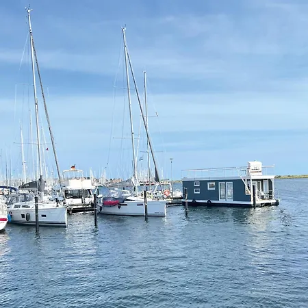 Dom wakacyjny Stern V Hausboot Heiligenhafen *